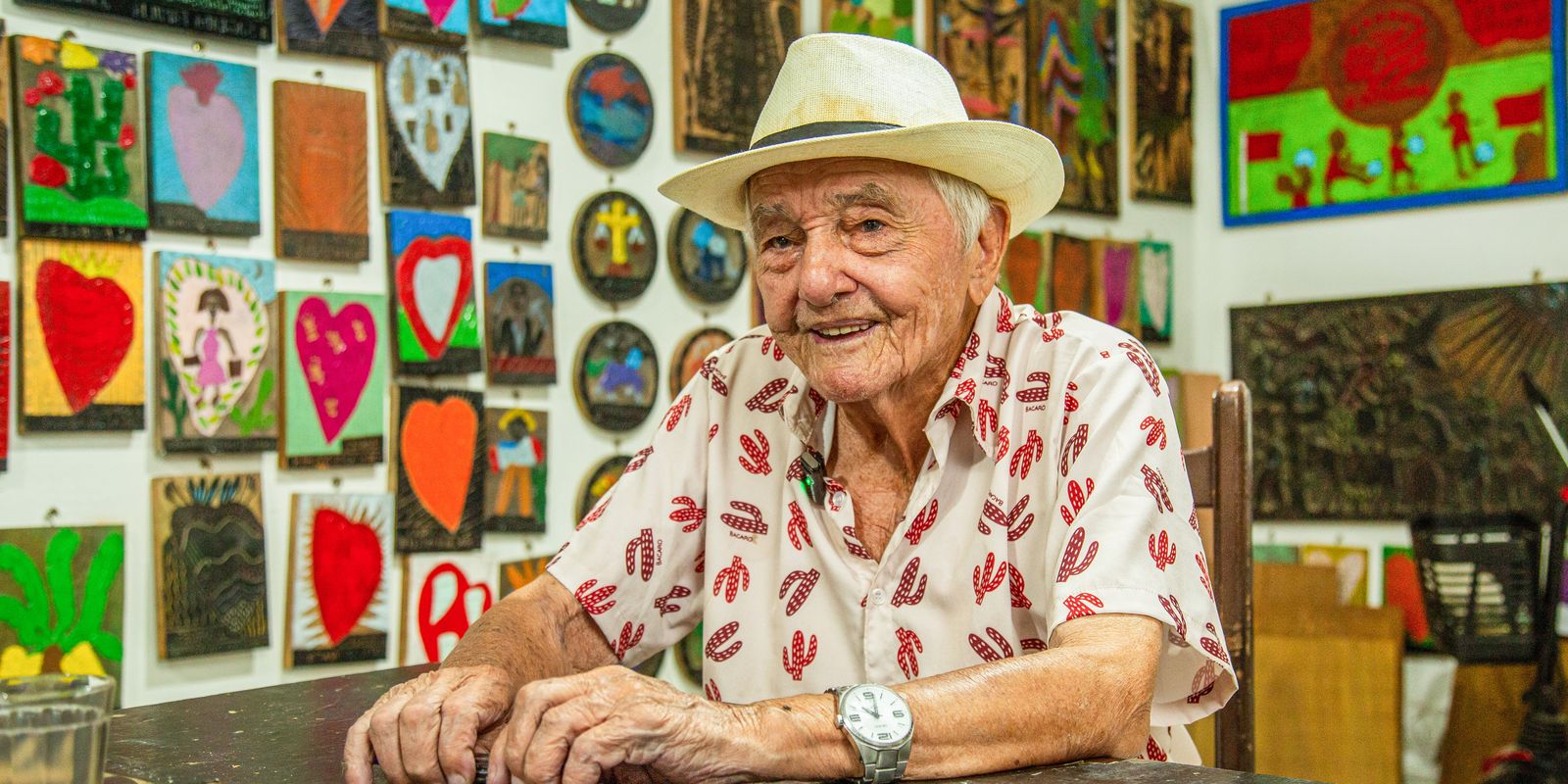 Morre aos 88 anos o xilogravurista pernambucano J. Borges