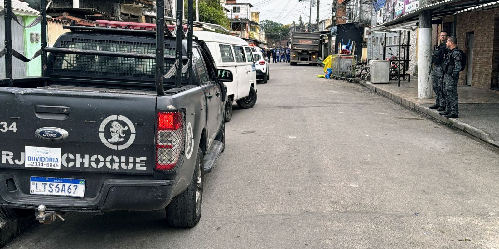 Terceiro dia de megaoperação no Rio mira transporte clandestino