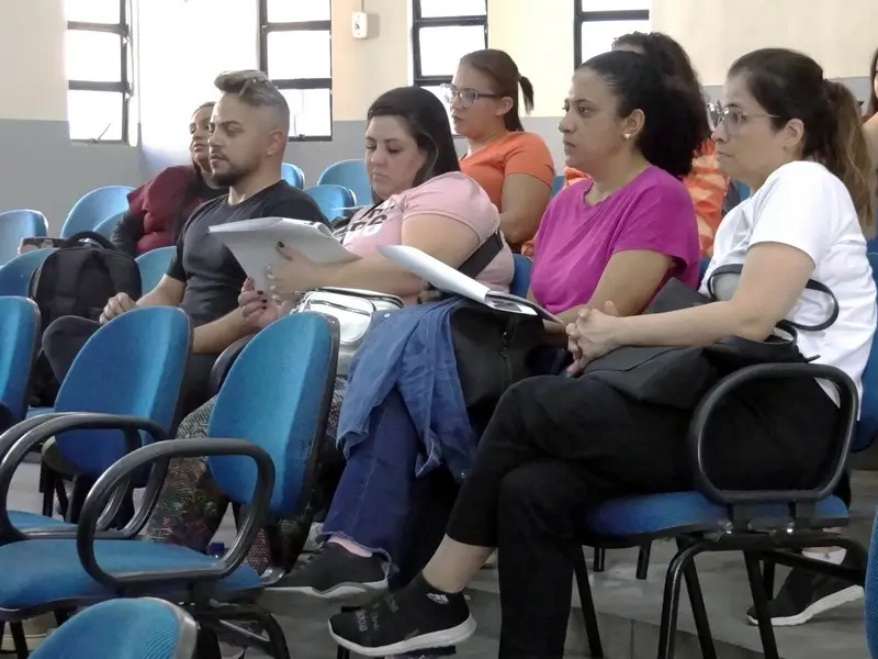 Enfermeiros da rede municipal participam de treinamento