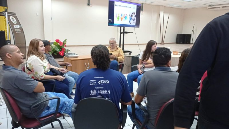 Volta Redonda promove curso de formação continuada para profissionais da Educação e da Fevre