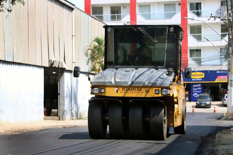 Obras de pavimentacao continuam acontecendo no bairro Ano Bom –