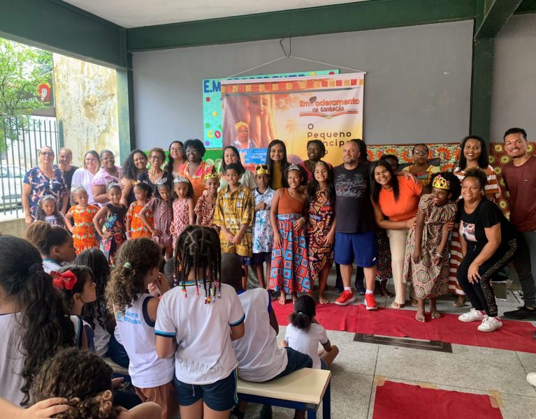 Escola Municipal Tancredo Neves promove evento em alusao ao Mes