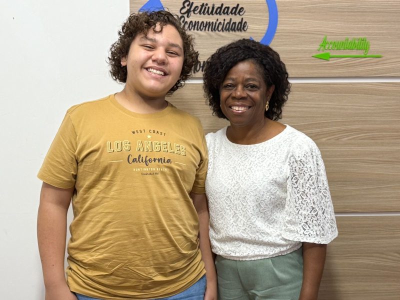 Fatima Lima recebe estudante medalhista em olimpiadas de matematica –