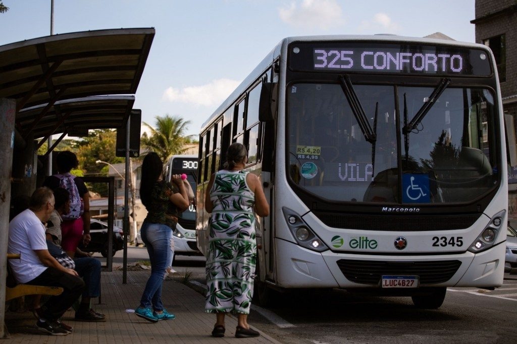 Volta Redonda reduz para R$ 3,80 a passagem de ônibus para quem tem VR Card