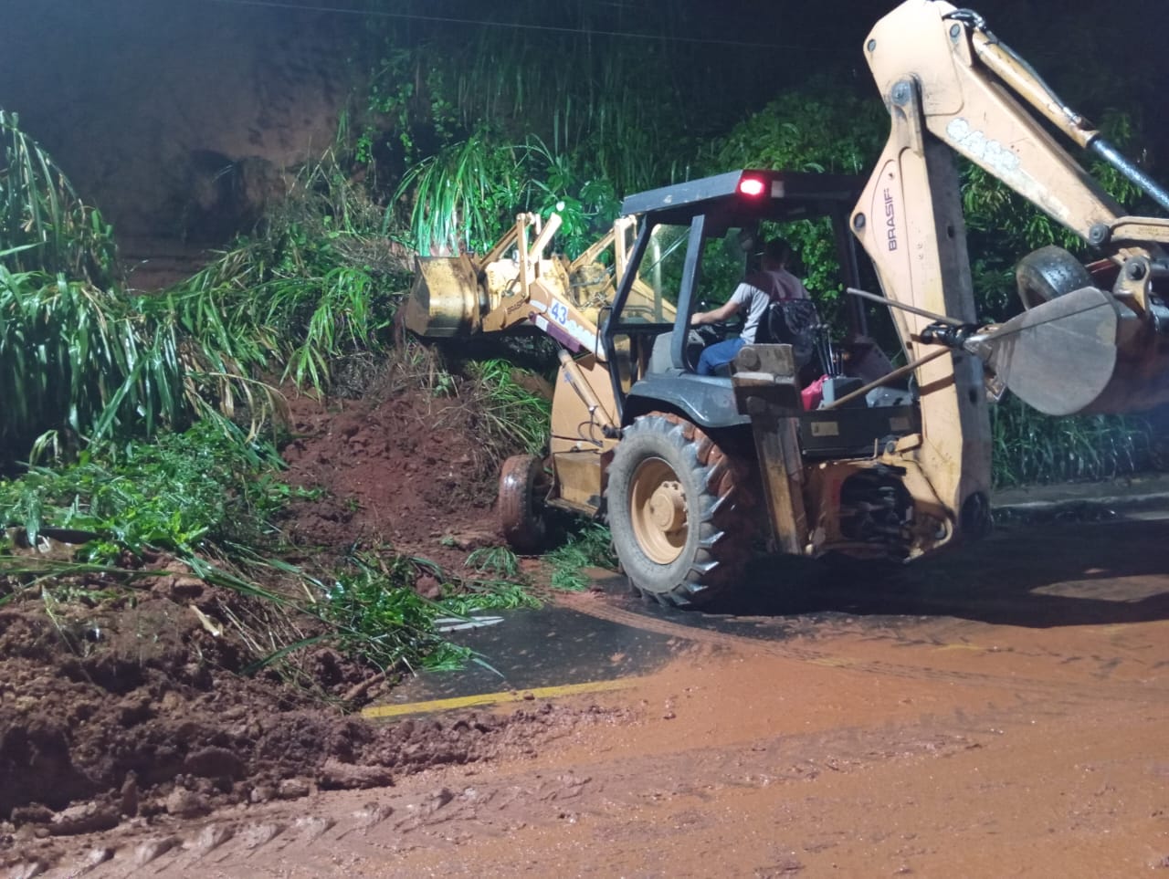 Prefeitura de Volta Redonda atua na prevenção e nos efeitos das fortes chuvas