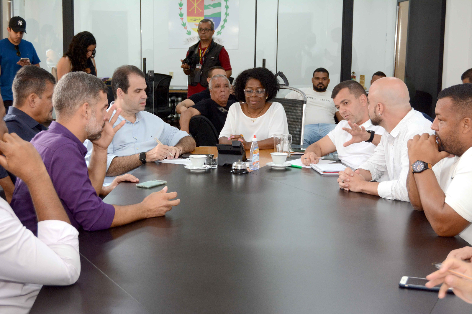 Furlani recebe deputado Aureo Ribeiro para anuncio de investimentos em