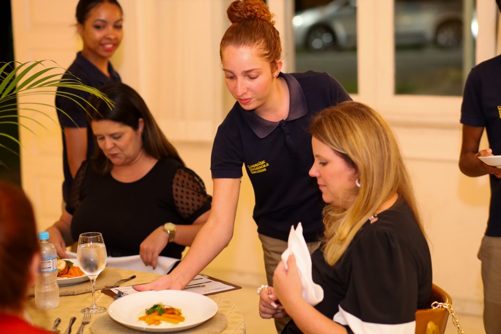 Inscrições para curso Capacitar Hotelaria e Serviços encerram nesta quinta-feira (30) em Volta Redonda