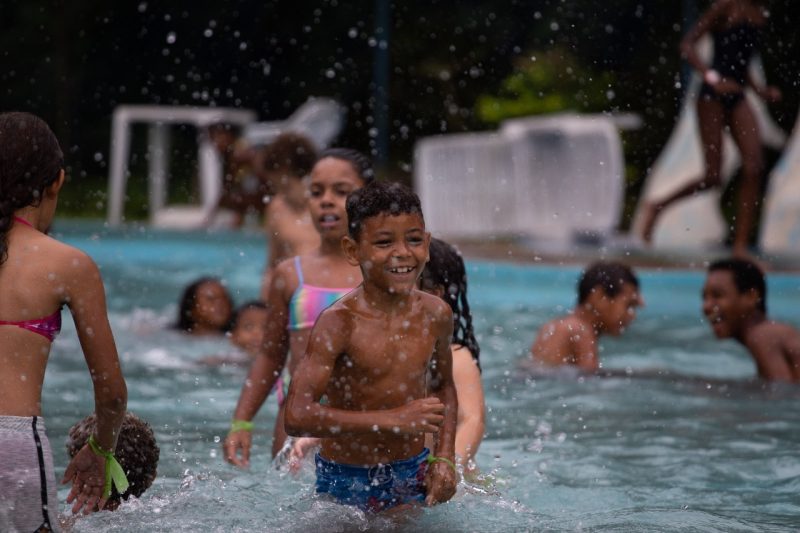 Parque Aquático Municipal de Volta Redonda funciona em horários especiais nas férias