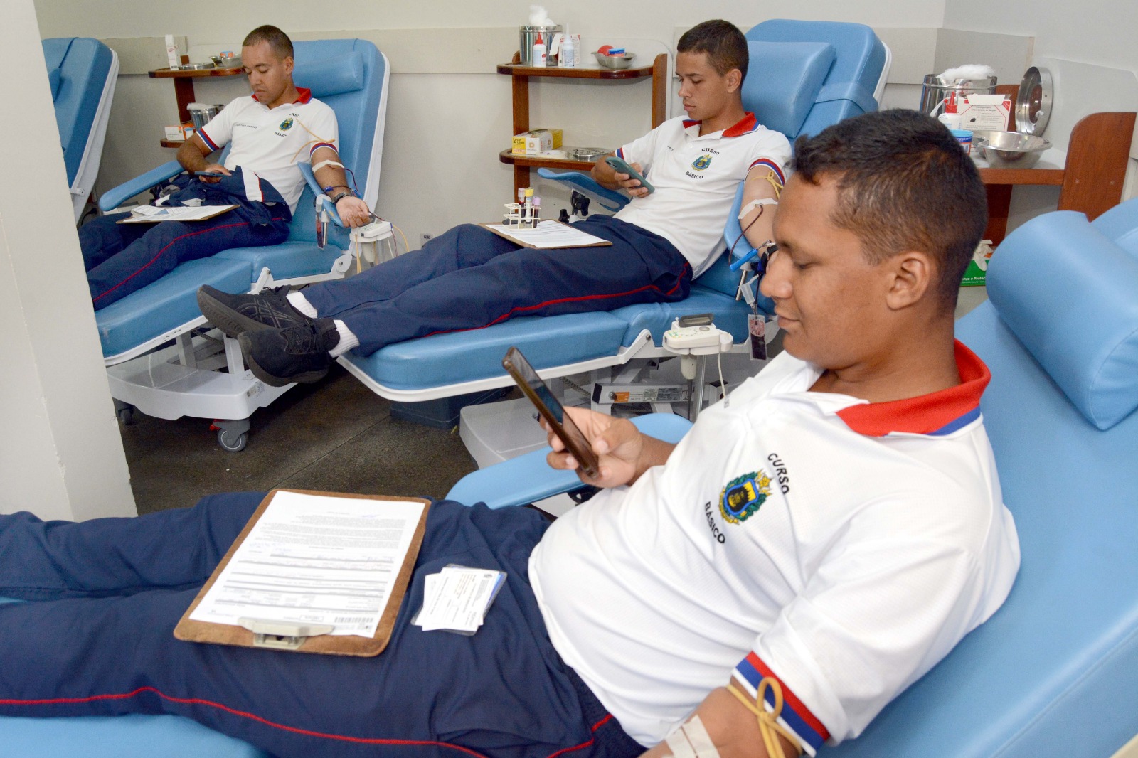 Hemonucleo de Barra Mansa recebe doacao solidaria de cadetes da