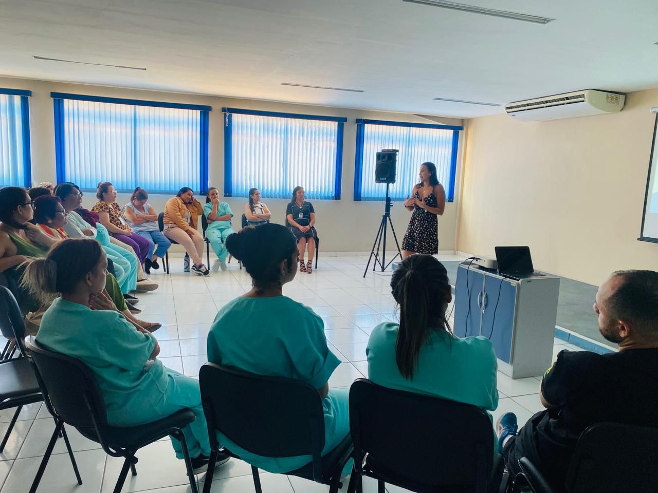 Secretaria da Mulher e Direitos Humanos de Volta Redonda promove Roda de Conversa com profissionais do Hospital do Retiro