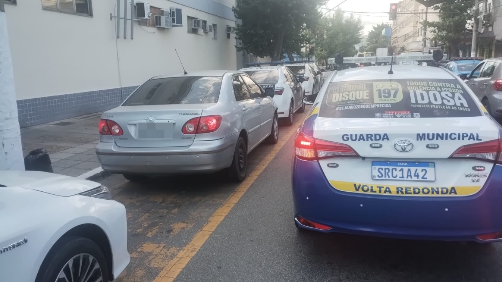Ordem Pública apreende carro clonado e GMVR recupera outro com registro de estelionato em Volta Redonda