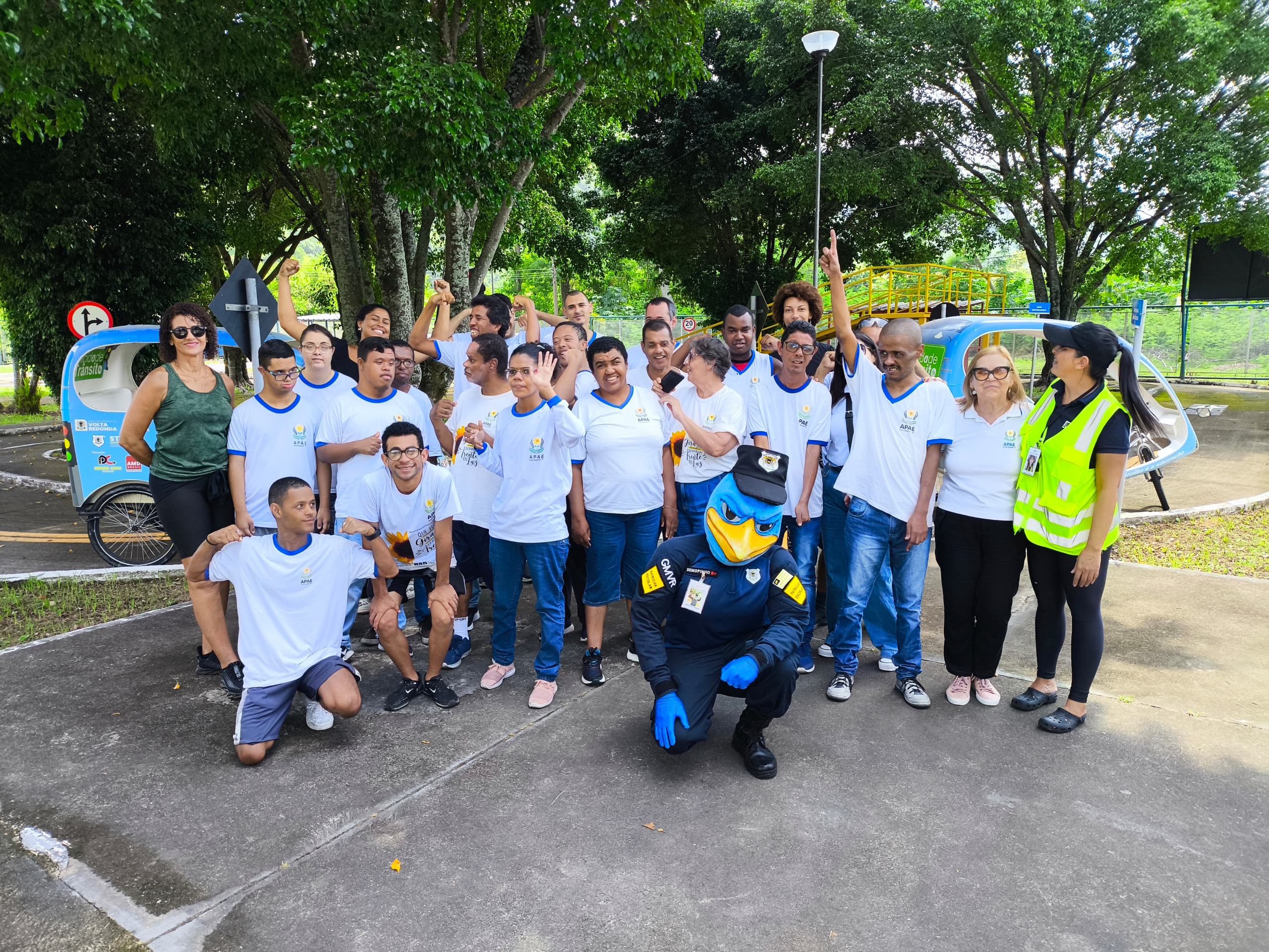 Minicidade do Trânsito recebe Apae-VR em celebração às pessoas com Síndrome de Down