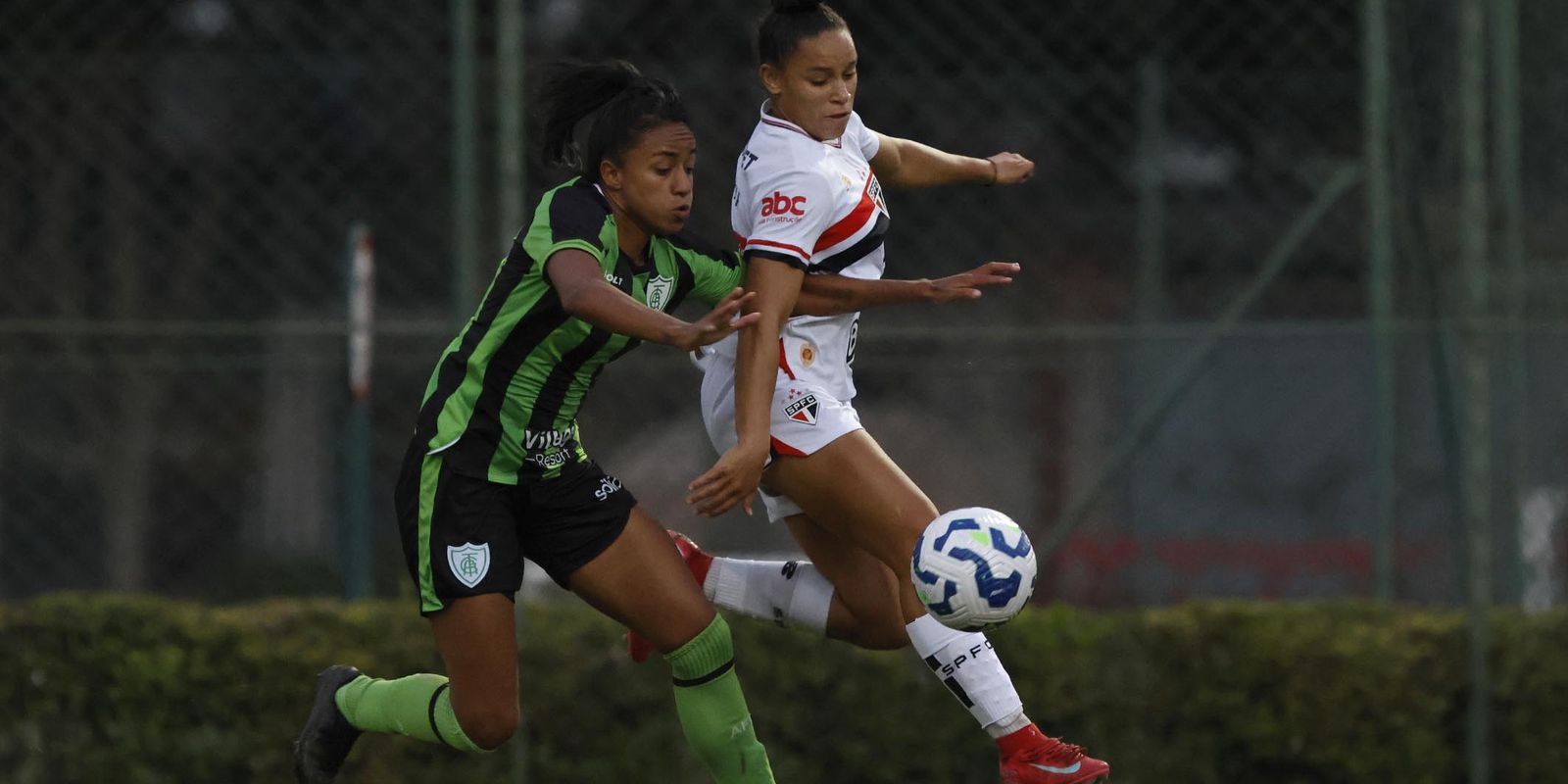 América-MG supera São Paulo por 3 a 1 no Brasileirão Feminino