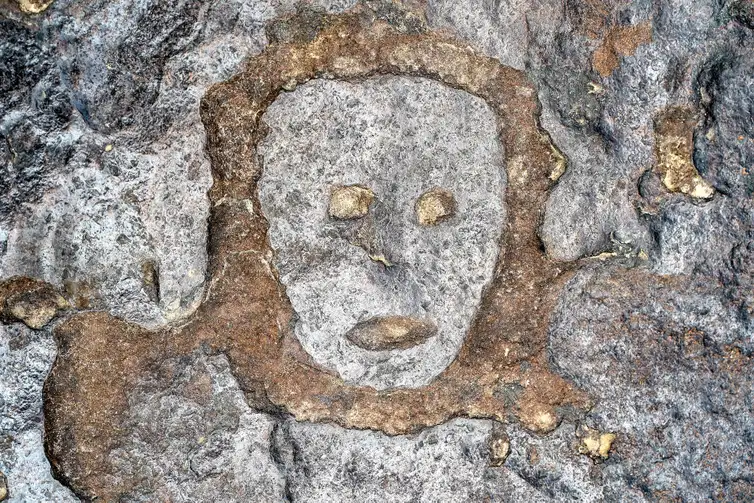 RETROSPECTIVA_2023 - Seca no Amazonas revela esculturas rupestres. - Foto:  Rafa Neddermeyer/Agência Brasil