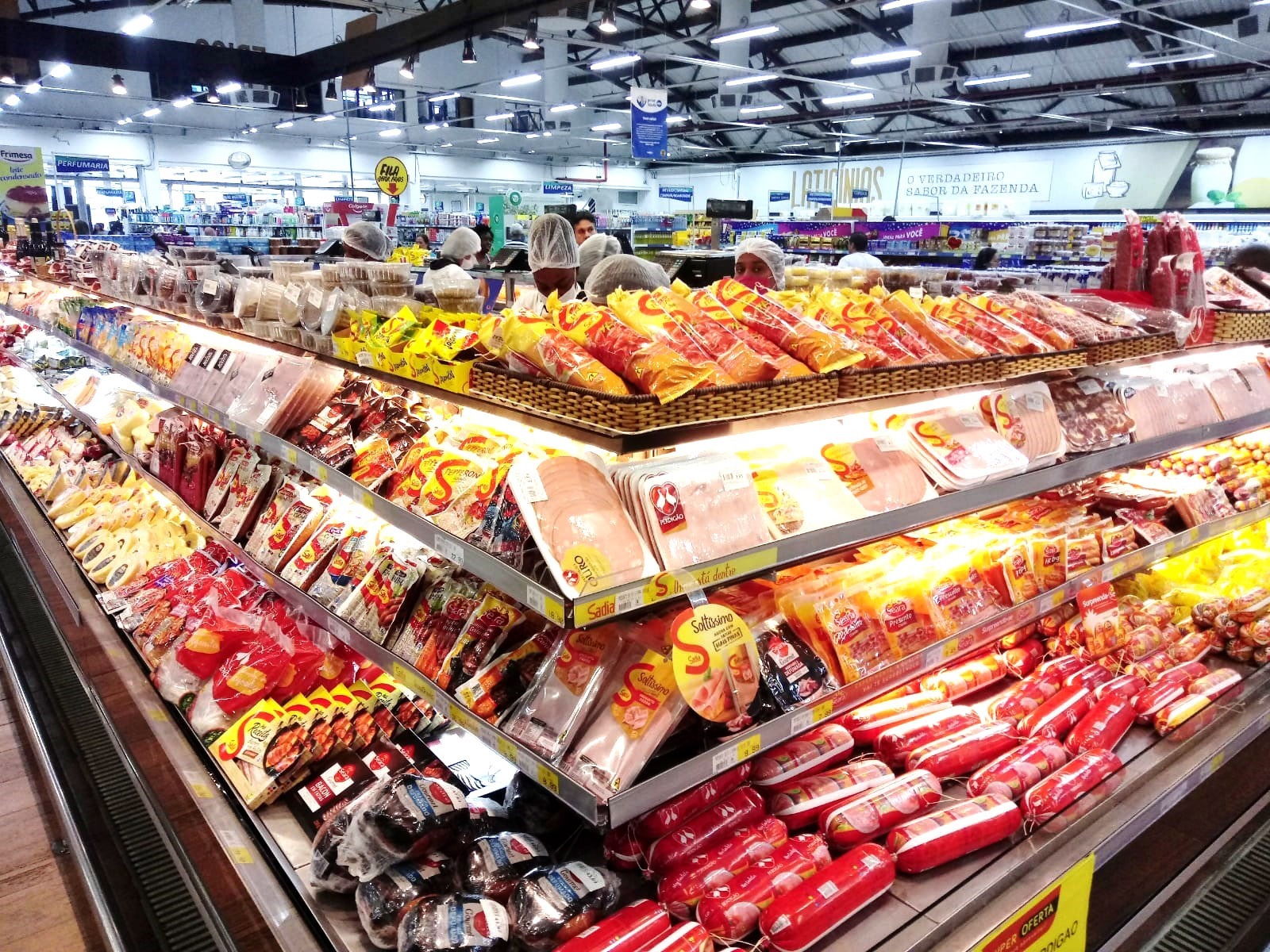 Procon de Barra Mansa realiza nova pesquisa em supermercados para