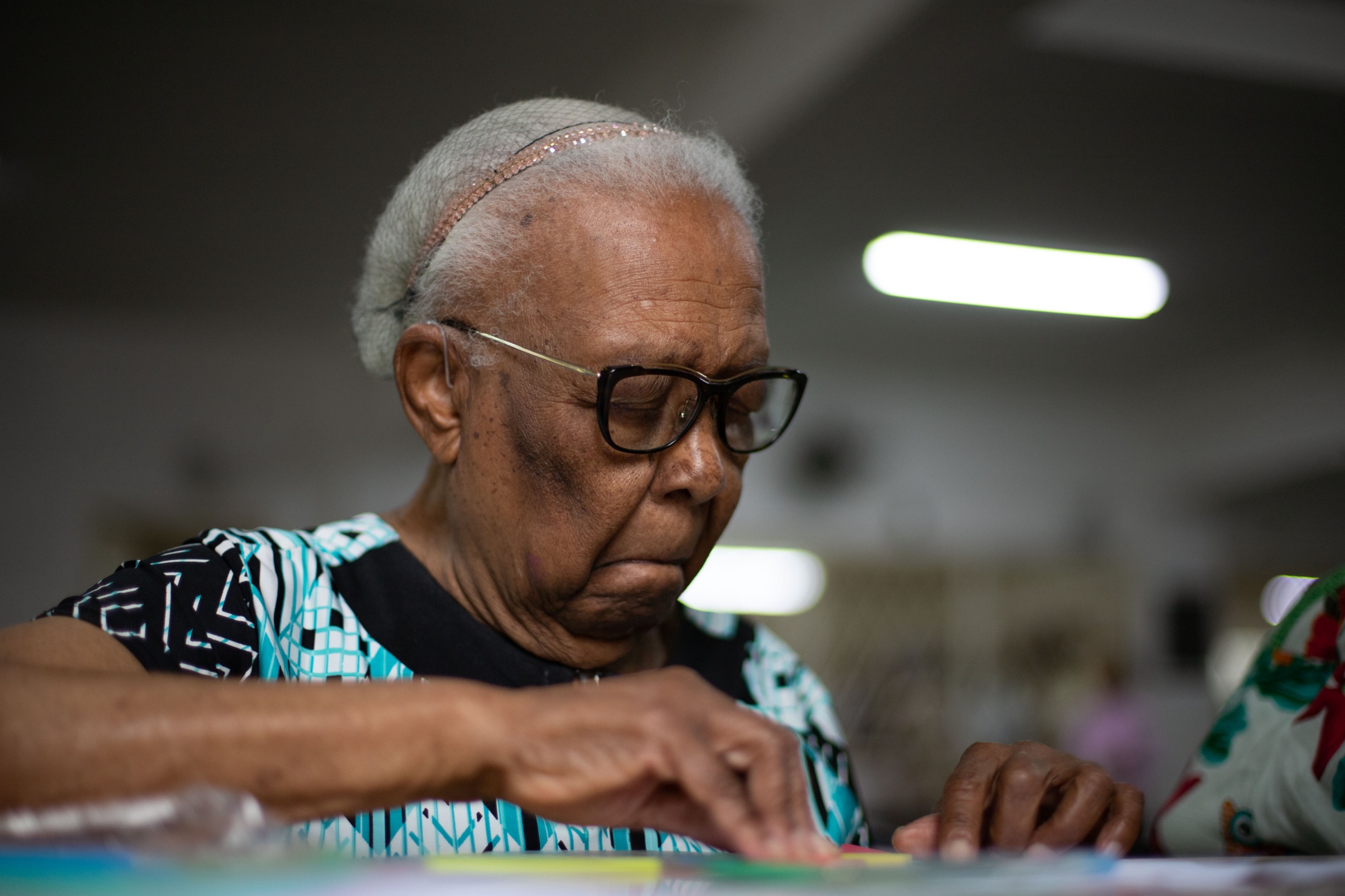 Volta Redonda: idosa de 101 anos participa de grupo de convivência da prefeitura