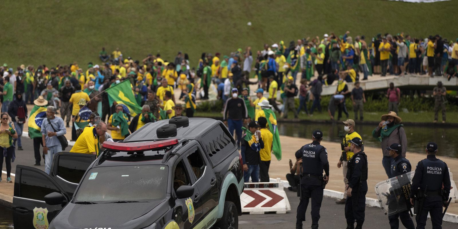 Justiça da Espanha nega extradição de blogueiro investigado pelo STF