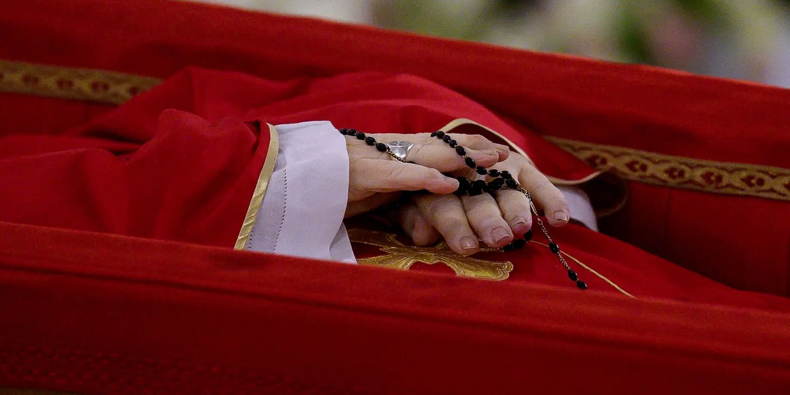 Papa Francisco: velório é aberto ao público no Vaticano