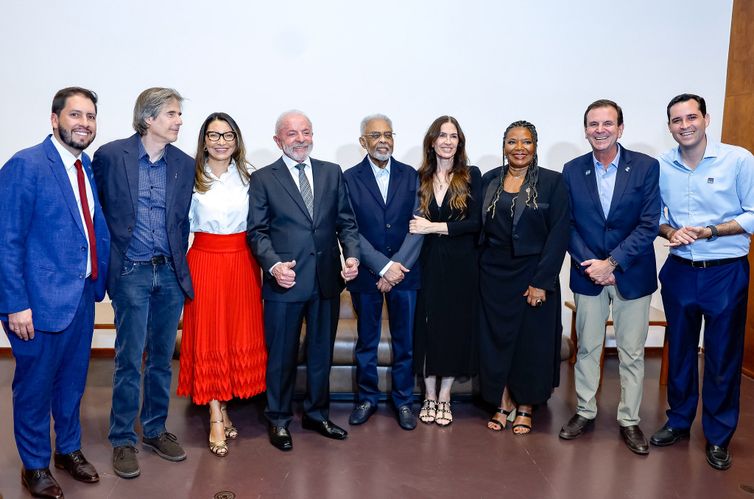 Entrega da Ordem do Mérito Cultural, no Rio de Janeiro. 