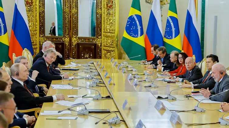 Ricardo Stuckert / PR Rússia- 09/05/2025 Presidente da República, Luiz Inácio Lula da Silva, durante reunião com o Presidente da Federação da Rússia, Vladimir Putin. Grande Palácio do Kremlin, Rússia - Moscou.
Foto: Ricardo Stuckert / PR