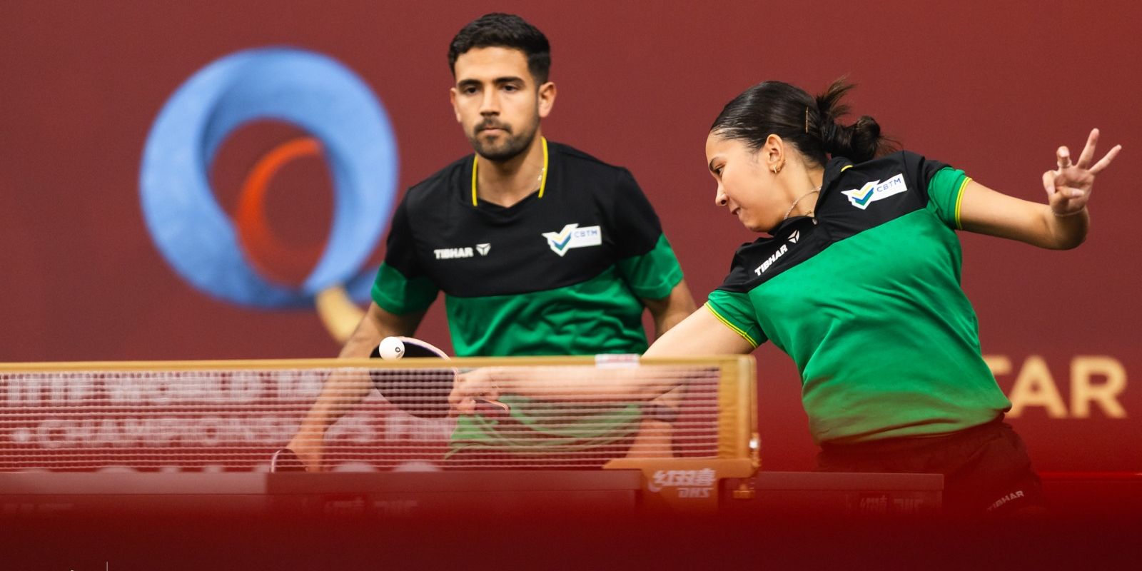 Mesatenistas Gui Teodoro e Giulia Takahashi vão às oitavas do Mundial