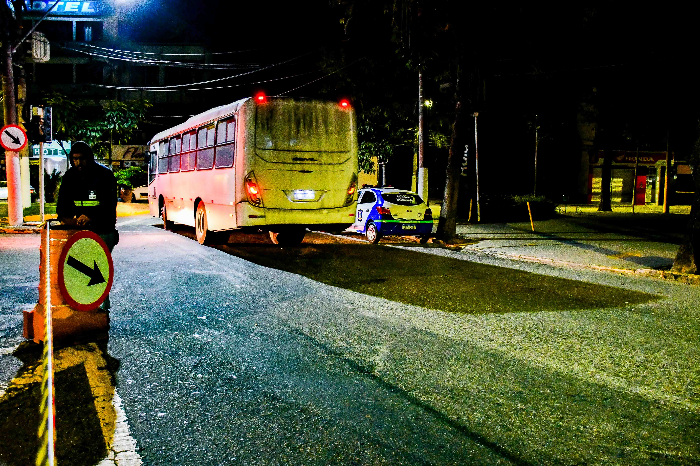 PREFEITURA DE RESENDE CONCLUI OBRAS DE DRENAGEM NO BAIRRO CAMPOS ELÍSEOS E LIBERA TRÂNSITO NA REGIÃO