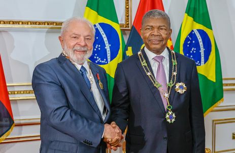 Luanda, Angola, 25.08.2023 - Presidente da República, Luiz Inácio Lula da Silva, durante a cerimônia de condecoração com a Ordem Dr. António Agostinho Neto, e do Presidente João Lourenço com a Ordem Nacional do Cruzeiro do Sul, no Palácio Presidencial de Angola. Luanda - Angola. Foto: Ricardo Stuckert / PR