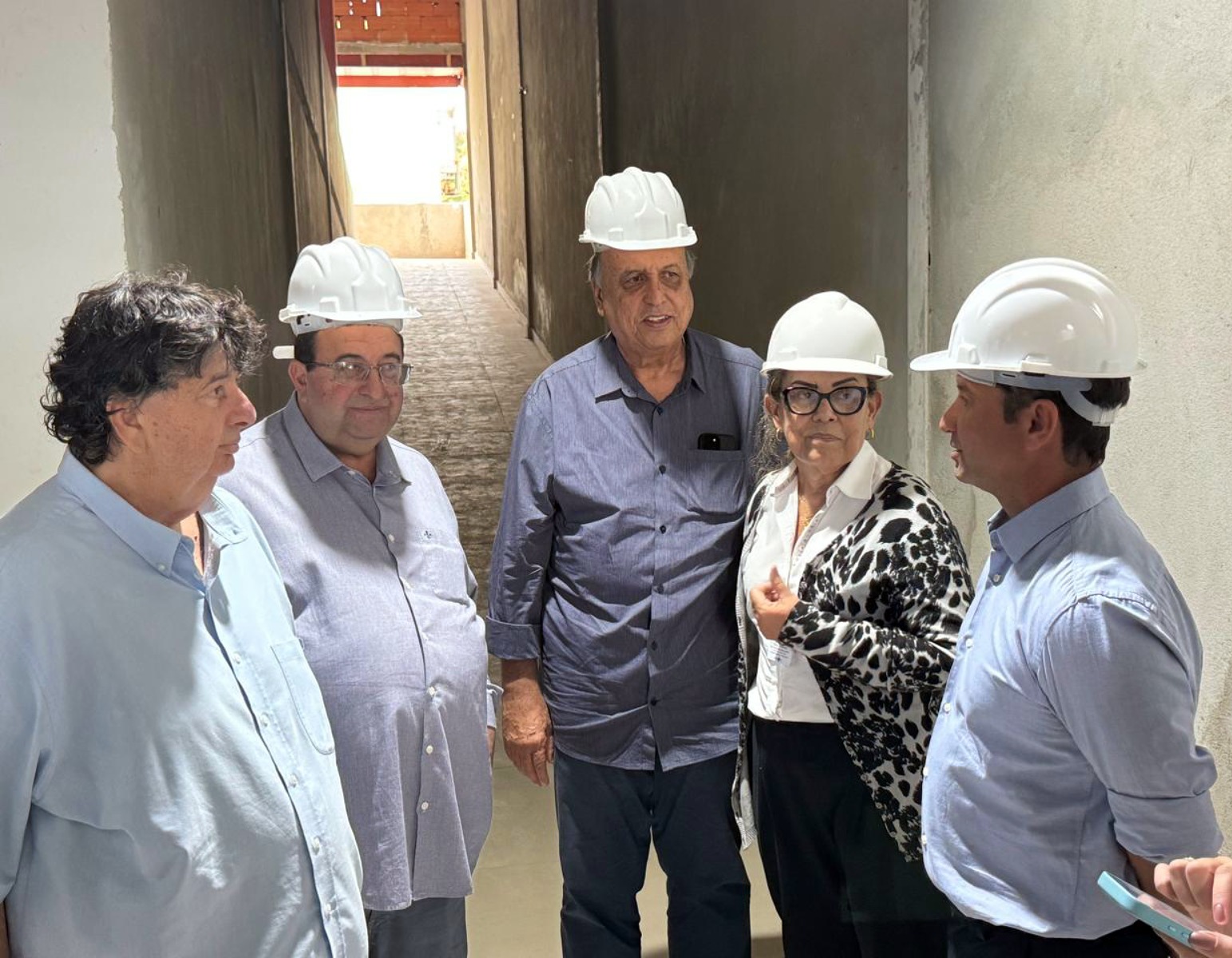 Doutor Luizinho garante conclusão da expansão do Hospital São João Batista, em Volta Redonda