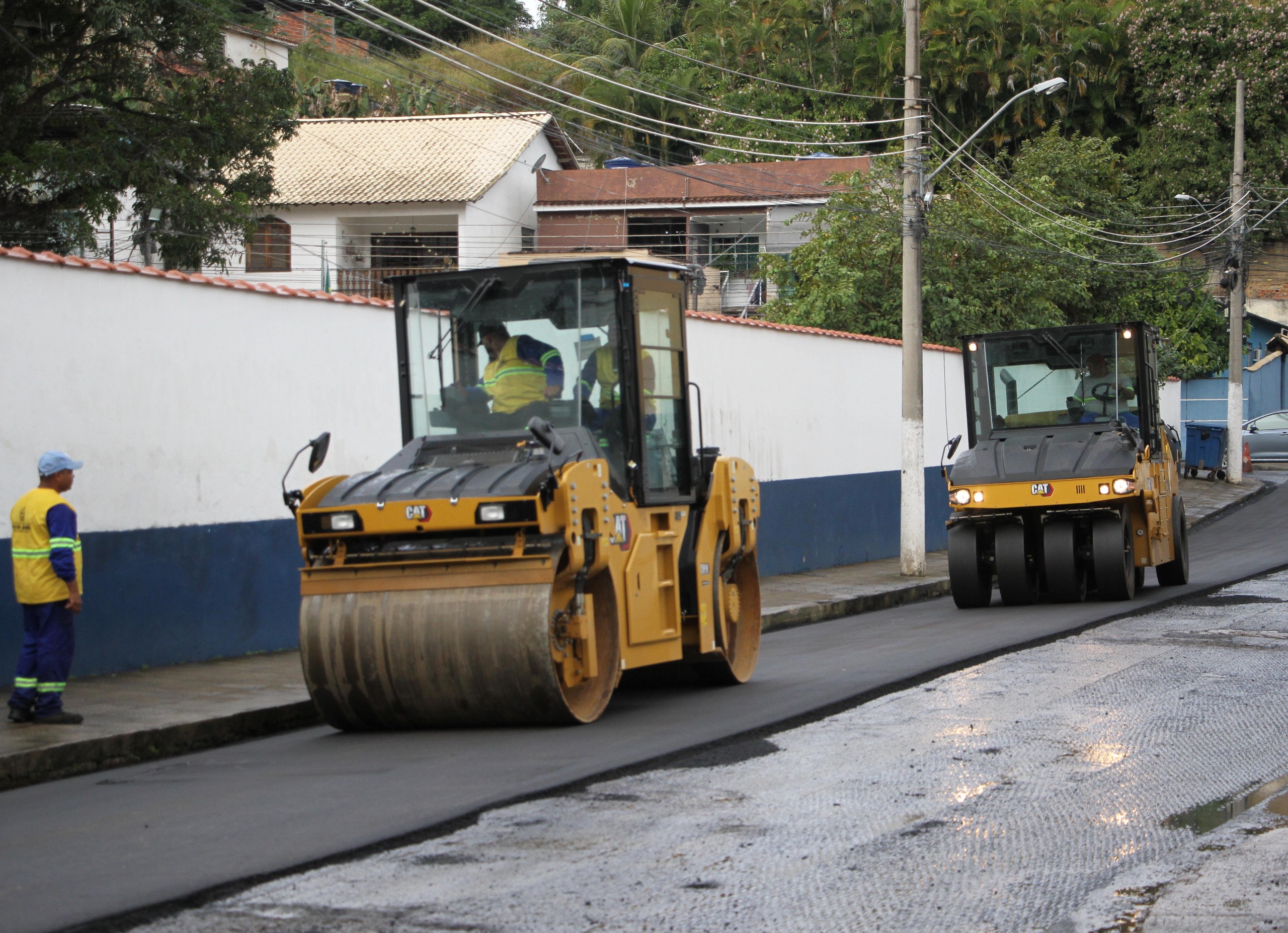 Parceria entre Prefeitura e Governo do Estado leva mais asfaltamento