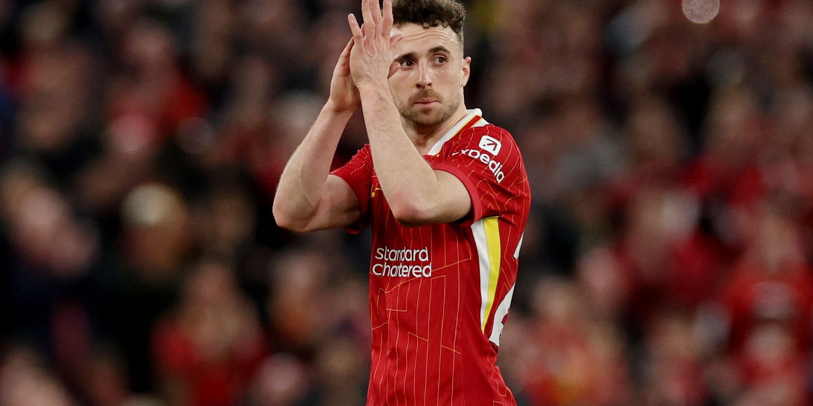 Atacante do Liverpool Diogo Jota e irmão morrem em acidente na Espanha