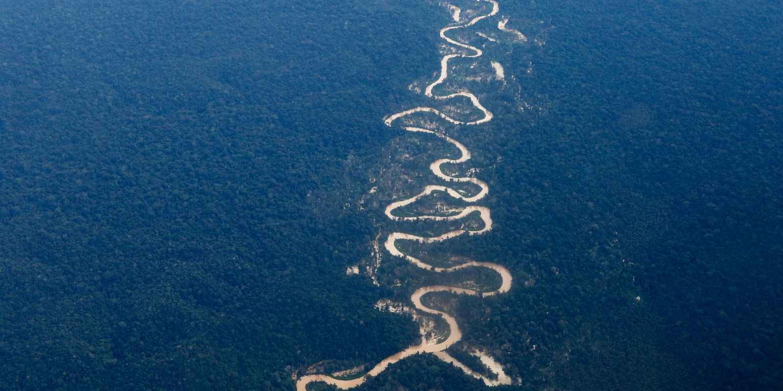Operação destrói equipamentos e estrutura do garimpo ilegal em Roraima