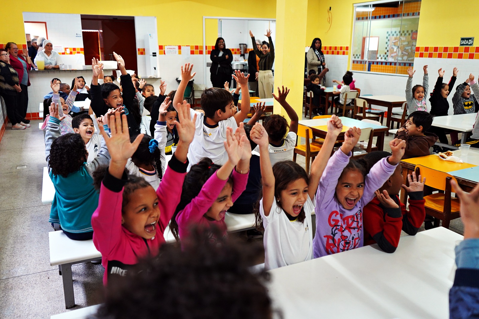 Educação de Volta Redonda promove lanche especial pelo Dia do Estudante