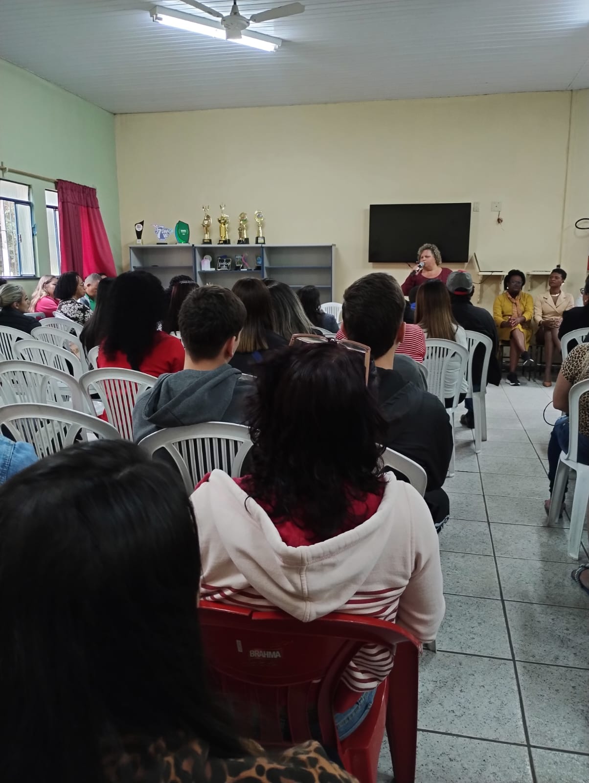 Volta Redonda: Fundação Beatriz Gama reúne 150 alunos em aula inaugural dos cursos profissionalizantes