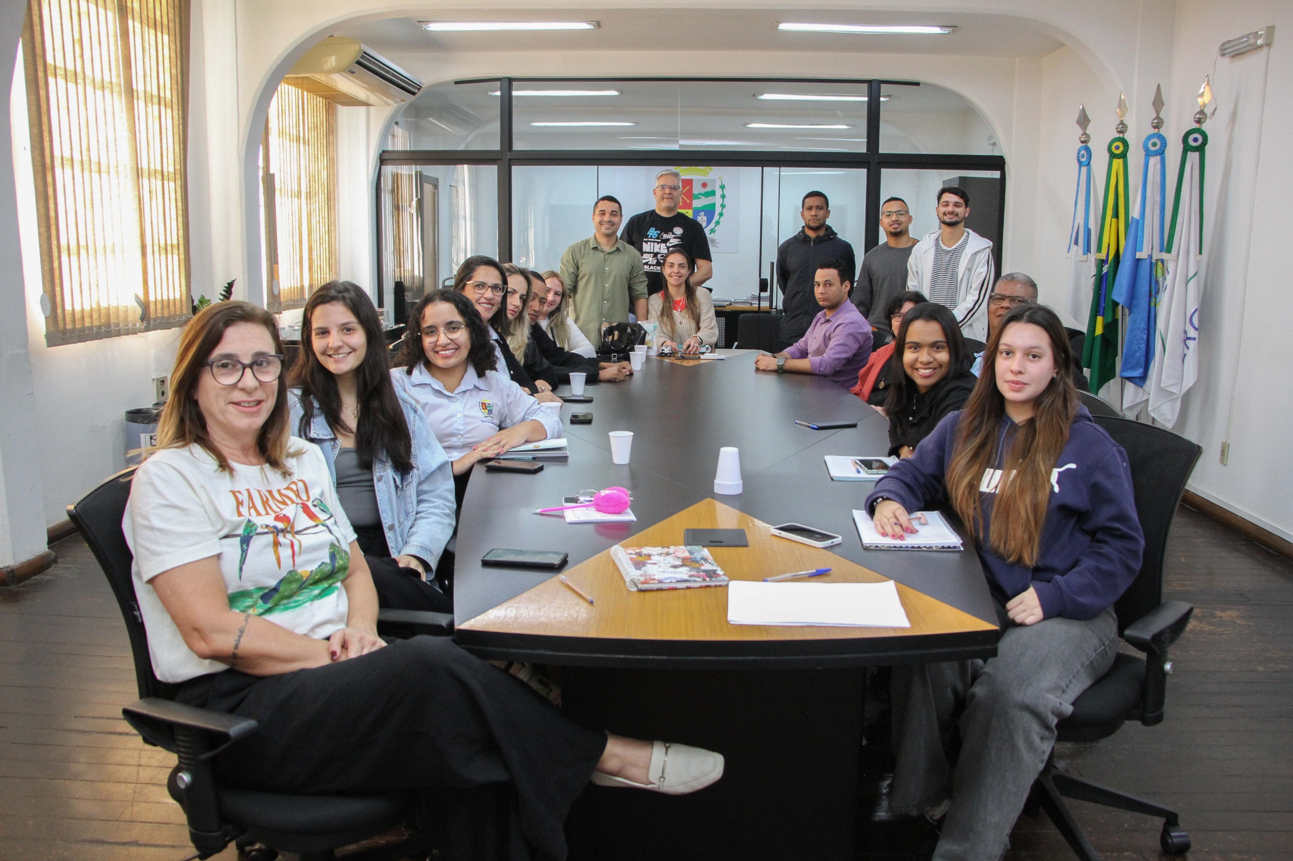 Equipe de atendimento da Secretaria de Financas de Barra Mansa