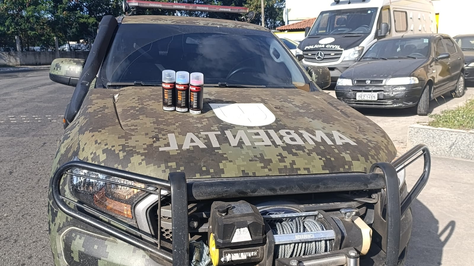 Guarda Ambiental de Barra Mansa flagra pichador no bairro Barbara