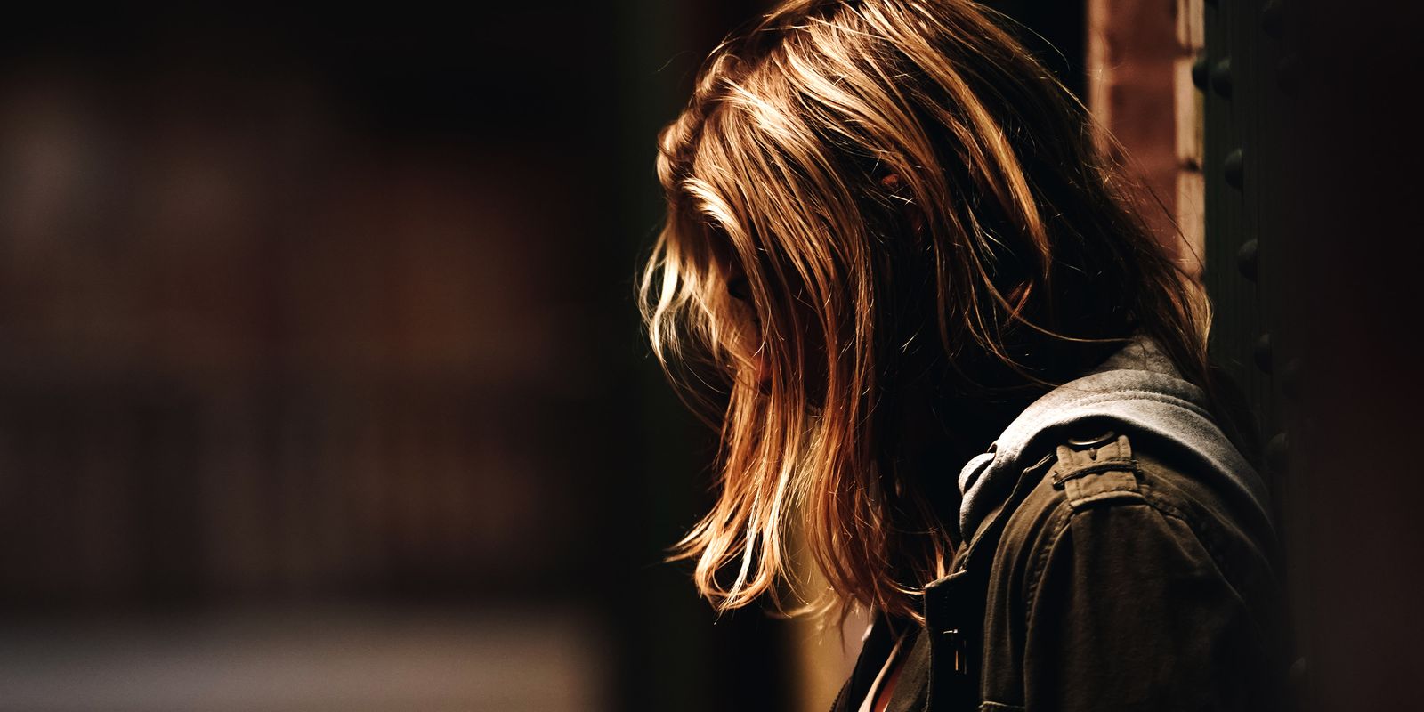 Dino vota a favor de benefício para mulheres vítimas de violência