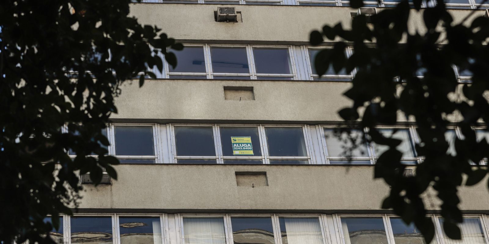 Parcela de famílias que pagam aluguel sobe 25% em 8 anos, mostra IBGE