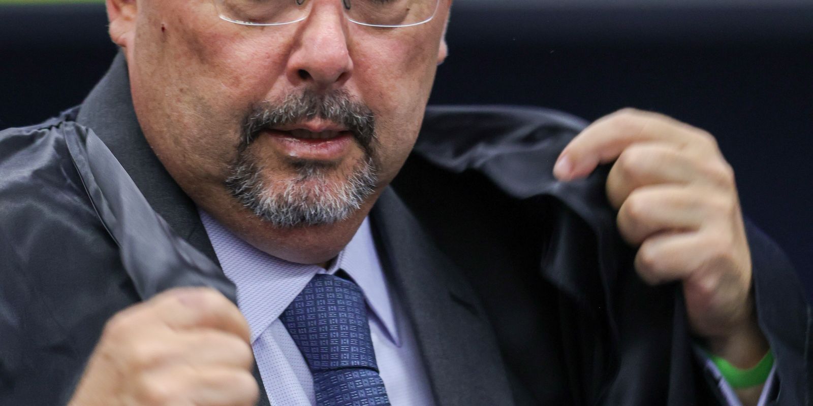 Não há uma única prova que ligue Bolsonaro a golpe de 8/01, diz defesa