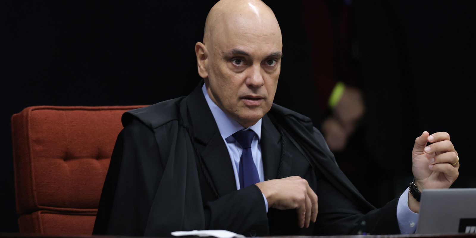 Trama golpista: Moraes vota por manter delação premiada de Mauro Cid 