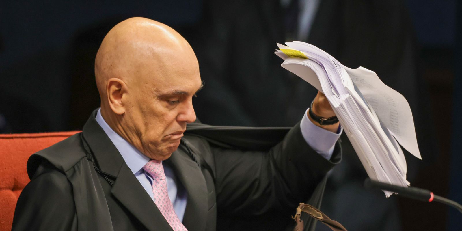 Moraes enumera 13 “atos executórios” para condenação de Bolsonaro
