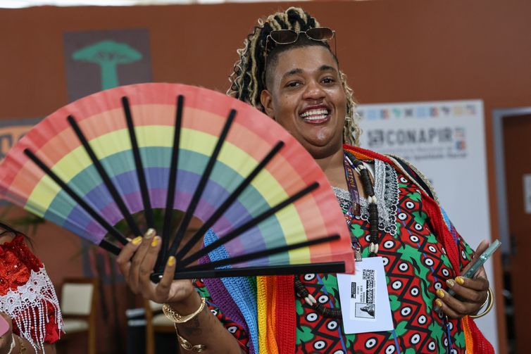 Brasília (DF), 17/09/2025 – Vinny Obaluaê, participa da 5ª Conferência Nacional de Promoção da Igualdade Racial.
Foto: José Cruz/Agência Brasil