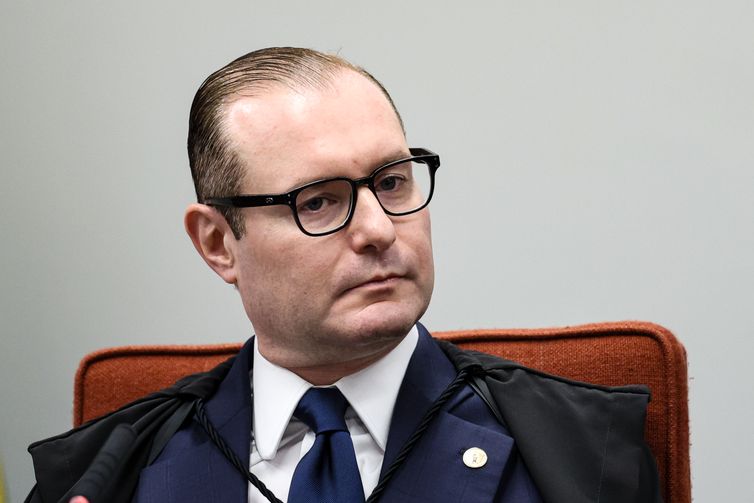 Brasília (DF), 11/09/2025 - O ministro Cristiano Zanin durante sessão na Primeira Turma do Supremo Tribunal Federal (STF), que realiza o quinto dia de julgamento dos réus do Núcleo 1 da trama golpista, formado pelo ex-presidente Jair Bolsonaro e mais sete aliados. Foto: Marcelo Camargo/Agência Brasil