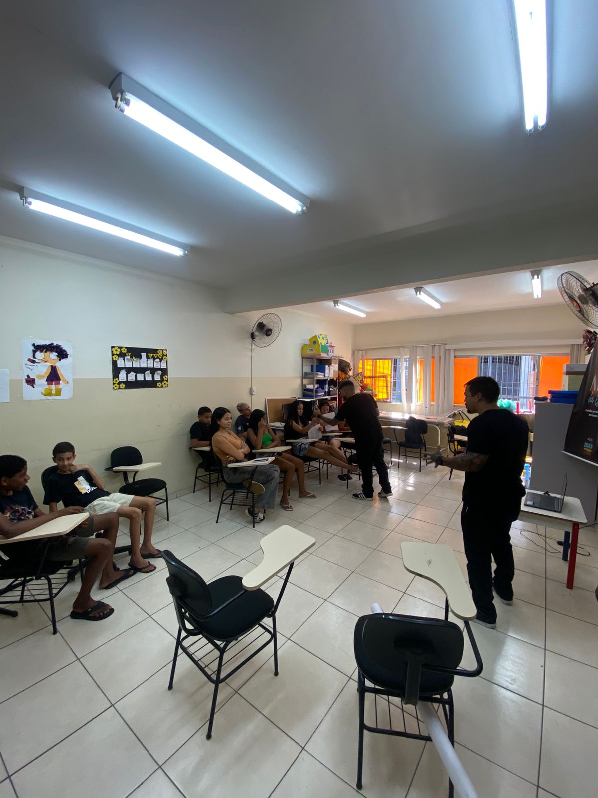 ‘Além da Escola’ alcança mais de 100 adolescentes em Volta Redonda