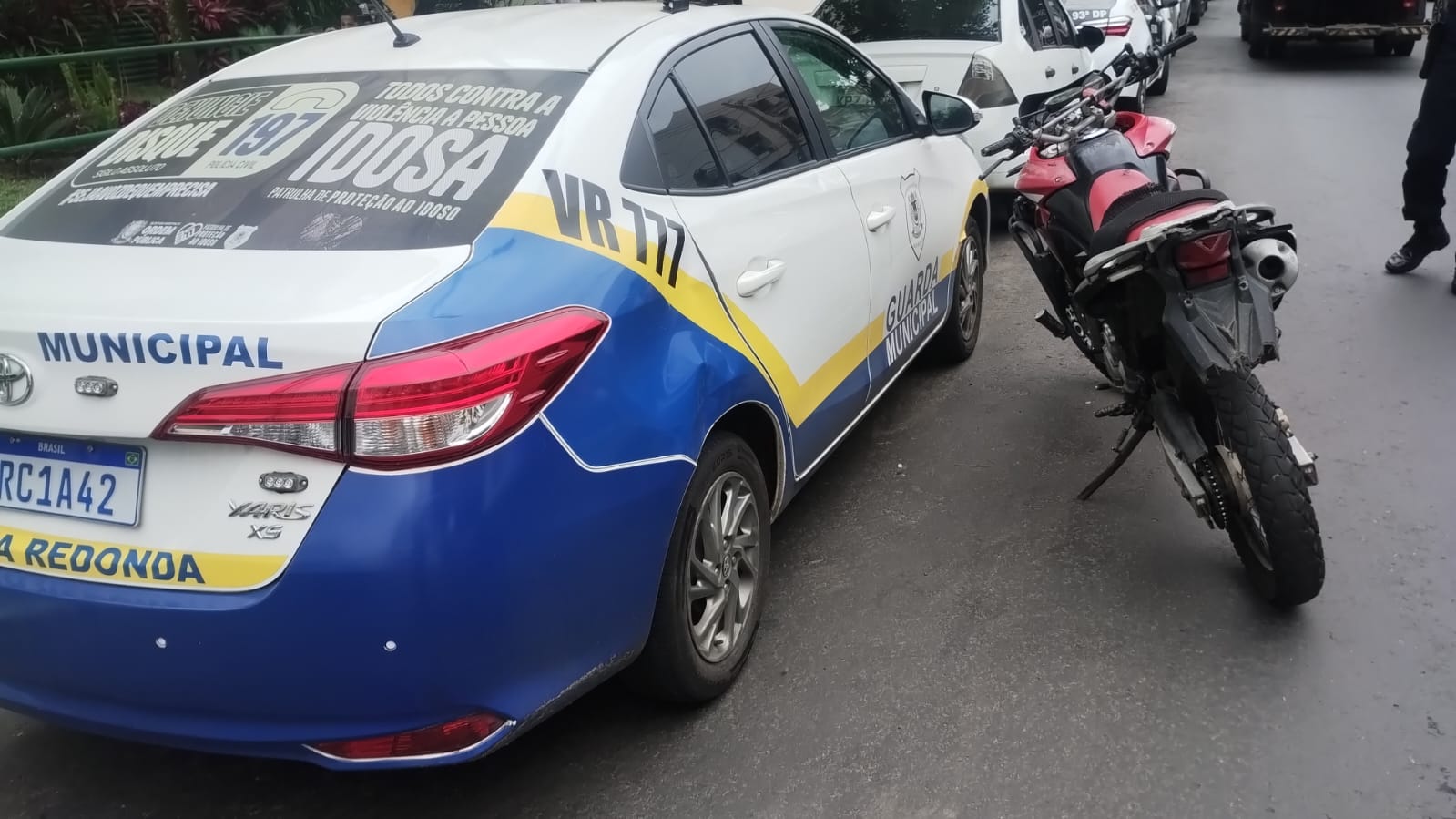 Guarda Municipal apreende moto com indícios de clonagem em Volta Redonda