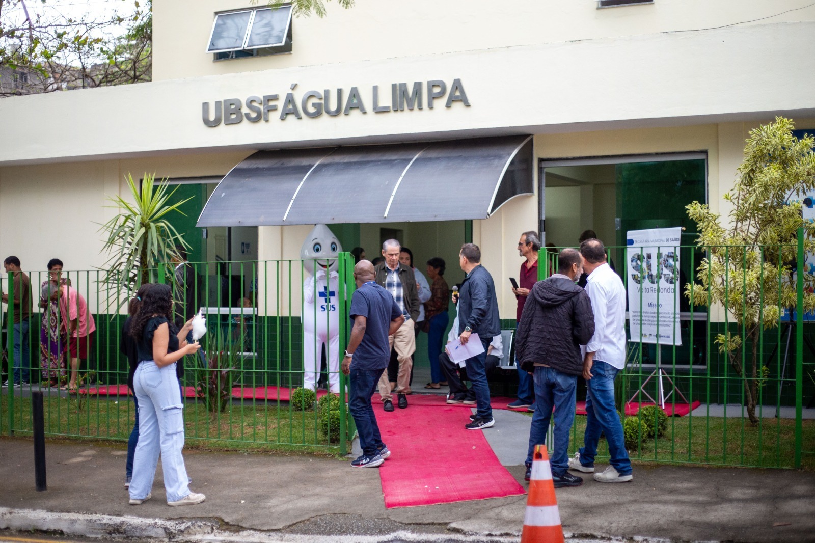 Prefeitura de Volta Redonda entrega unidade de saúde do bairro Água Limpa totalmente revitalizada à população