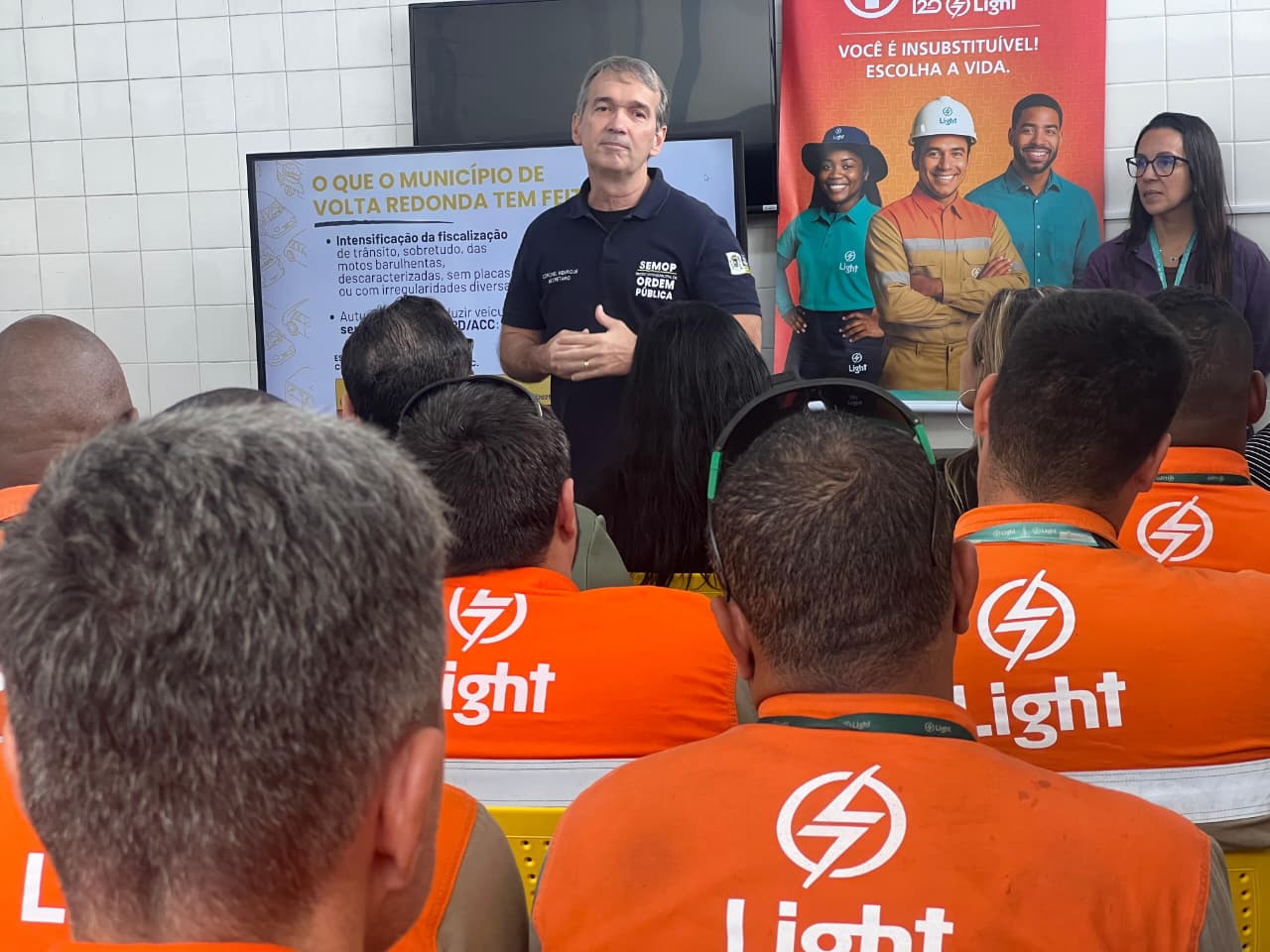 Ordem Pública de Volta Redonda capacita funcionários da Light sobre segurança no trânsito