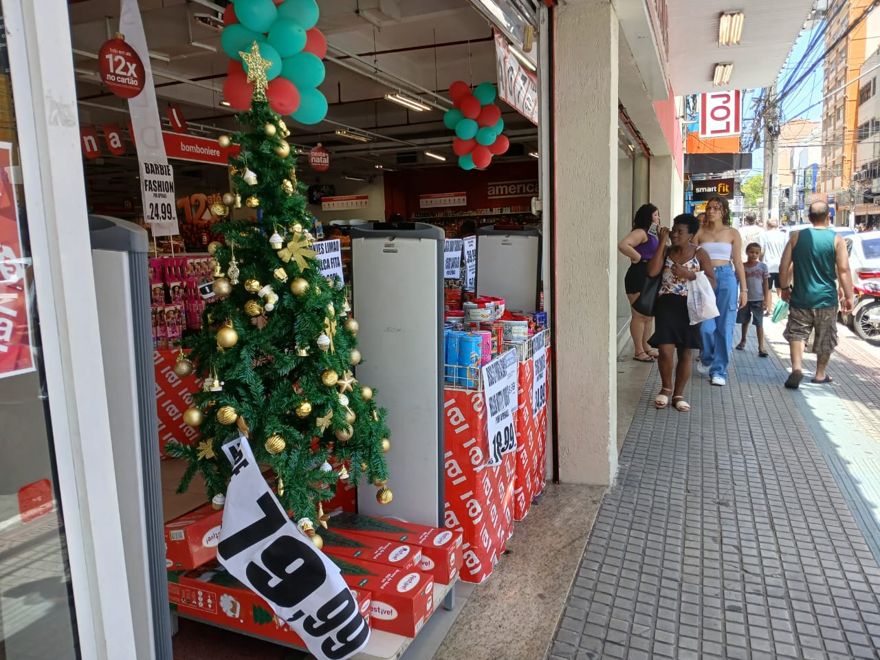 Procon de Barra Mansa reforca orientacoes aos consumidores para as