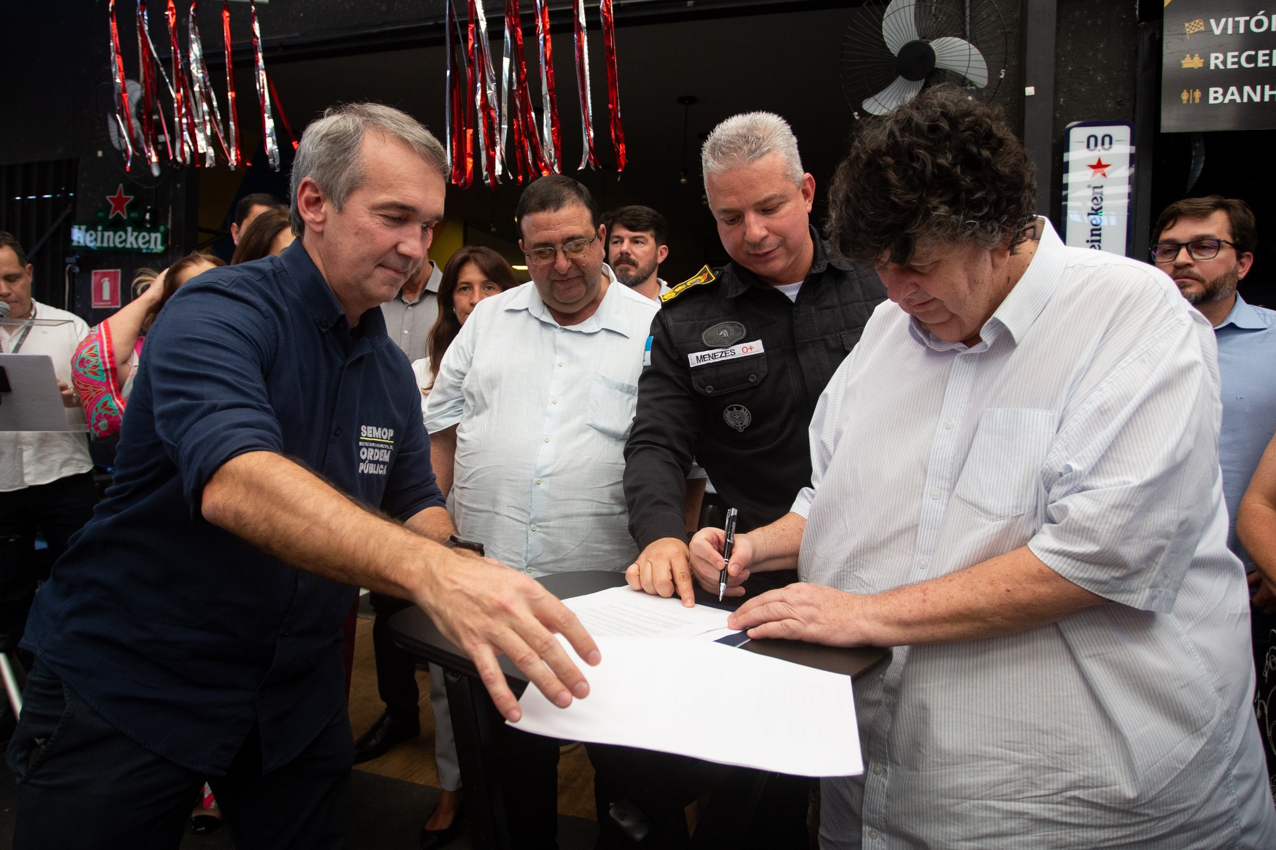 Governo municipal avança em parcerias e fortalece infraestrutura da segurança pública em Volta Redonda e na região
