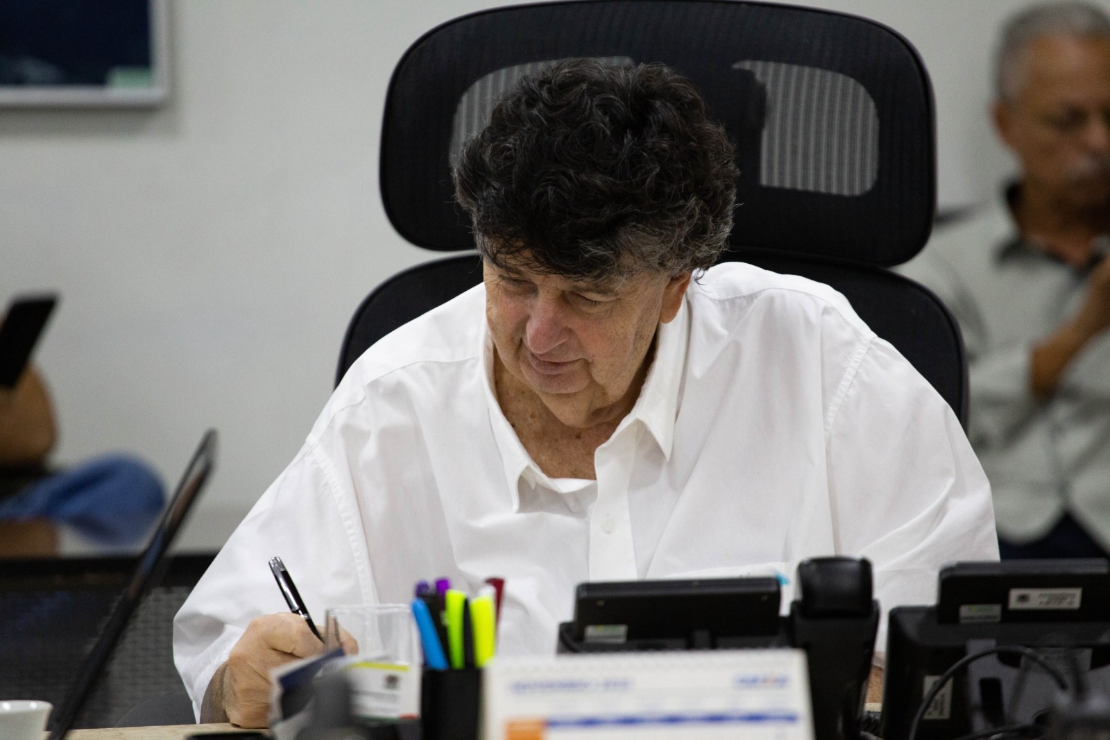 Volta Redonda: Neto garante reajuste para os servidores em 2026