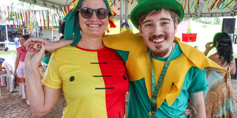 Bloco de Brasília faz carnaval acessível para pessoas com deficiência